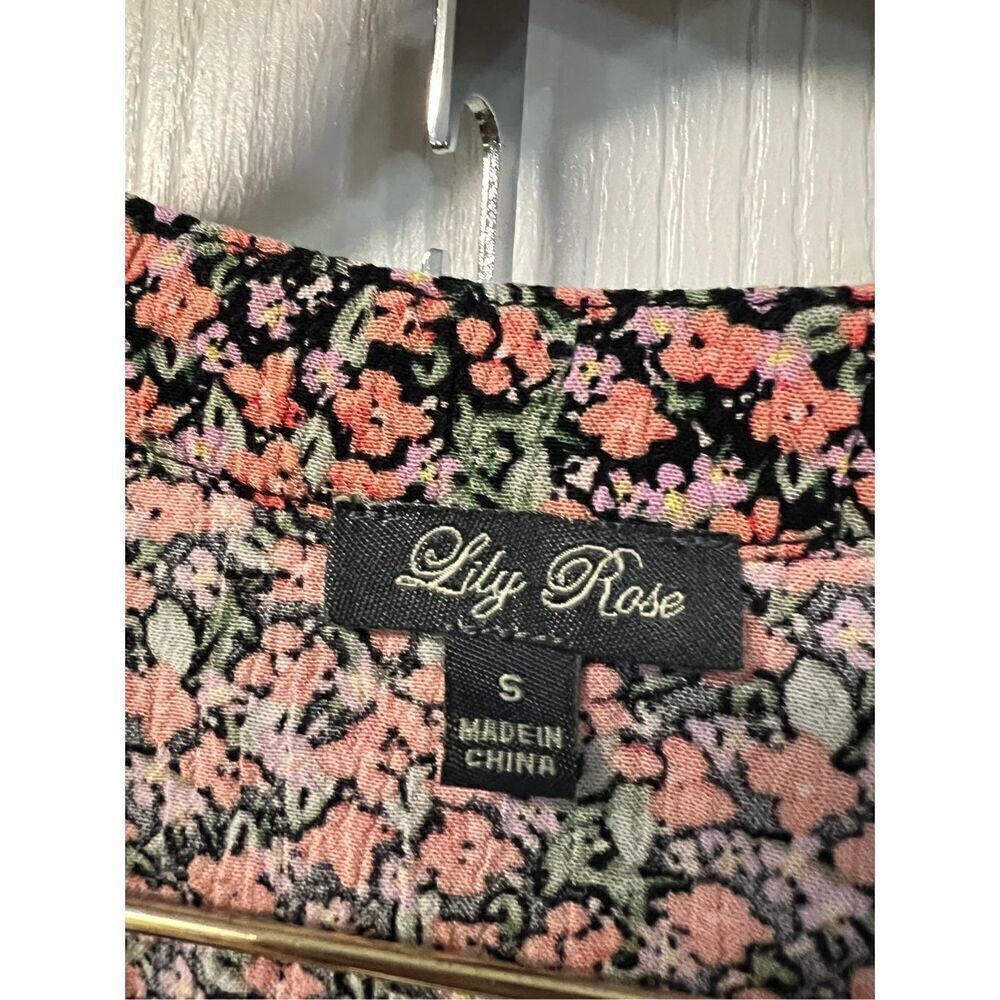 Lilly Rose - Picture 3 of 3
